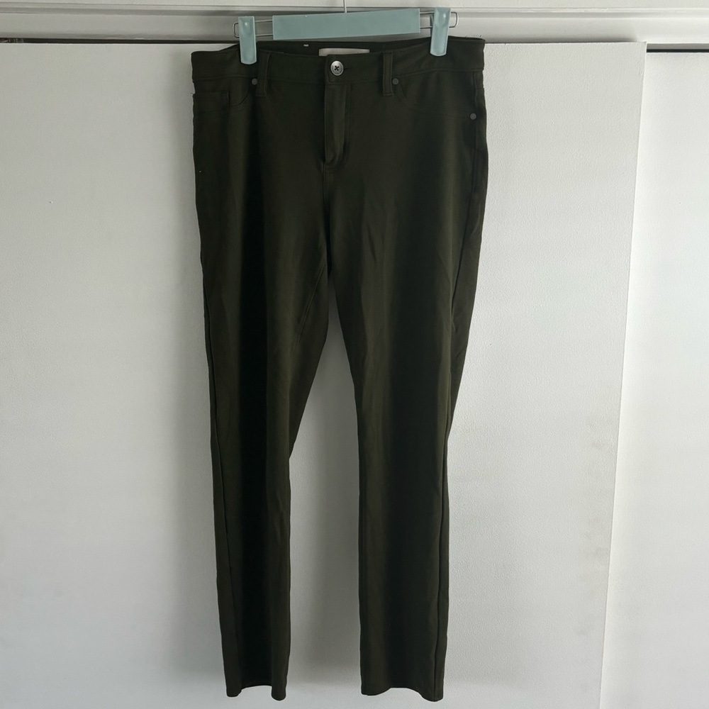 Calvin Klein Pants. size 8. Super comfortable.